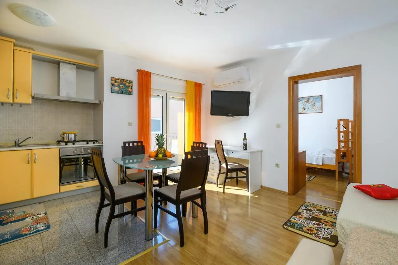 Mare - Apartment Pula Center Chorvatsko