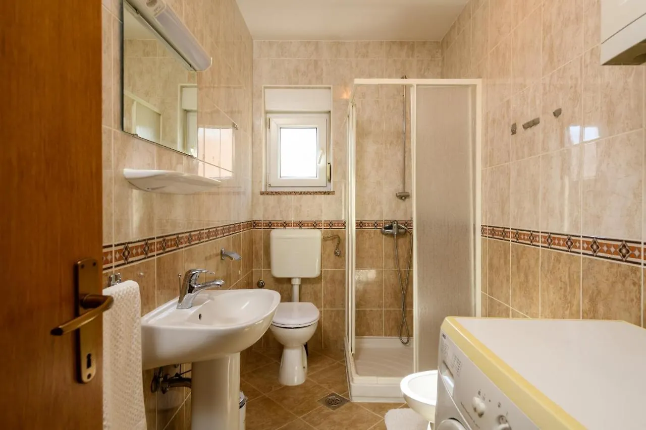 Mare - Apartment Pula Center