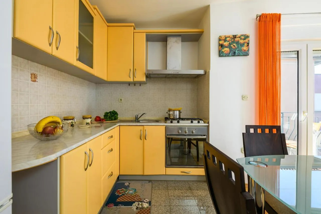 Mare - Apartment Pula Center